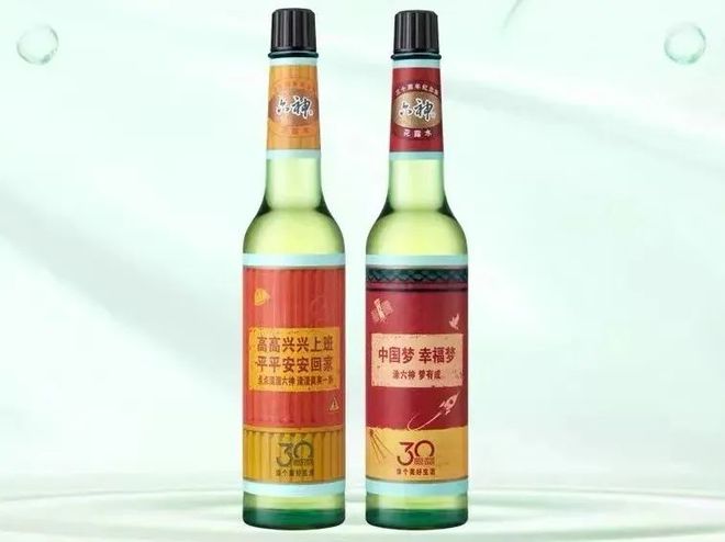 爺青回！六神換包裝了？這設(shè)計真“考古”！